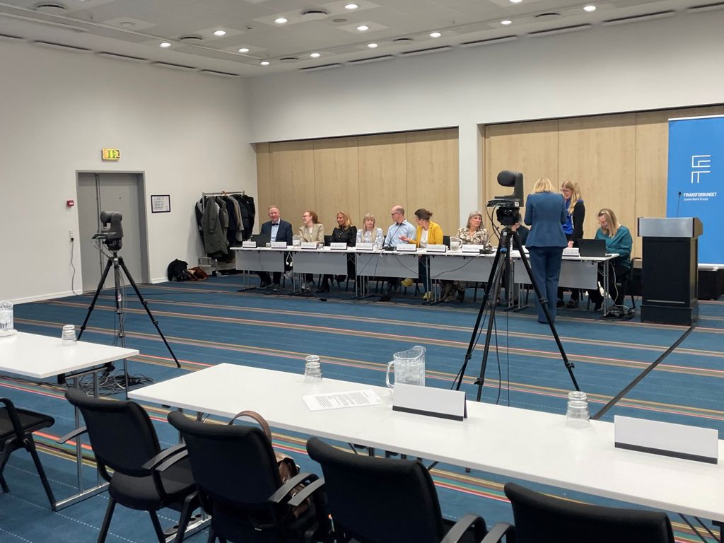 Studiet på Scandic Copenhagen, hvor den virtuelle generalforsamling 2025 fandt sted