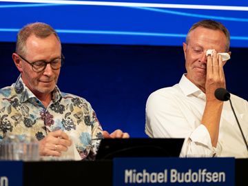 Formand med tårer i øjenen