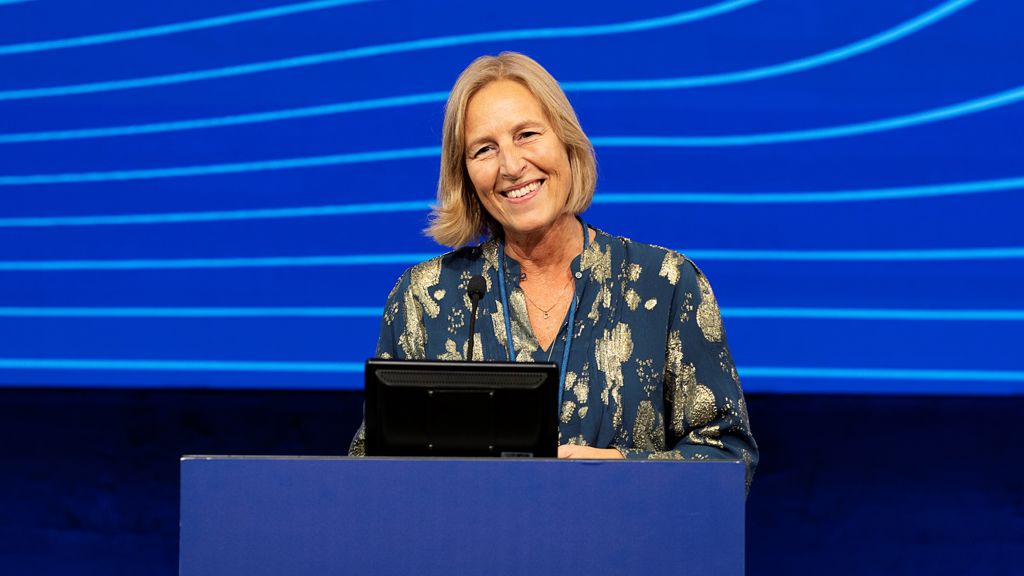 Dorrit  Brandt på talerstol