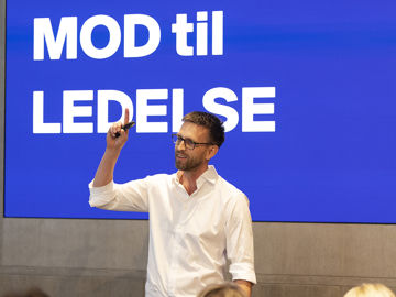 Christian Engell  snakker om mod til ledelse