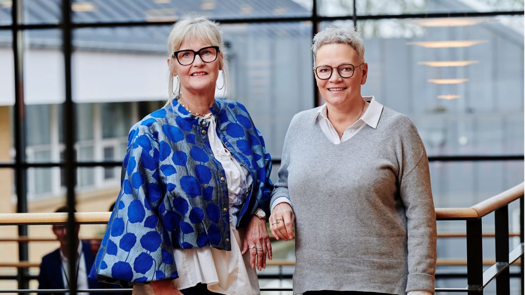 Jannie Skovsen og Inge Sand stående side om side
