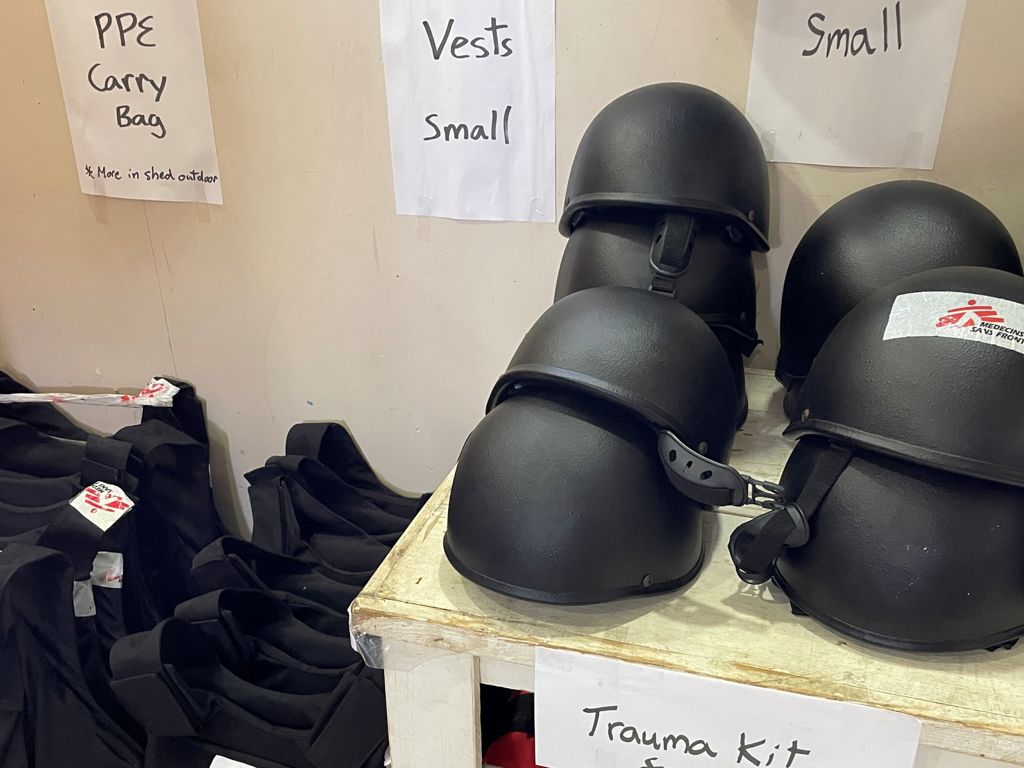 Skudsikre veste og hjelme i Gaza