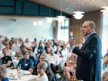 Steen Lund Olsen taler ved generalforsamling i Finansforbundet i Danske Bank