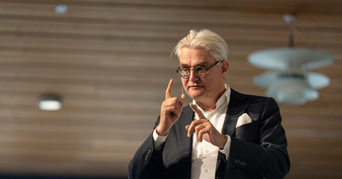 Søren Pind: Gå i krig, finansansatte