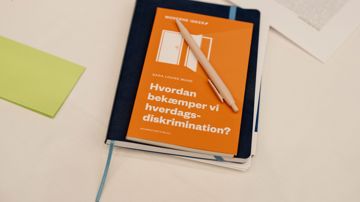 Billede af bogen "hvordan bekæmper vi hverdagsdiskrimination"  af Sara Louise Muhr