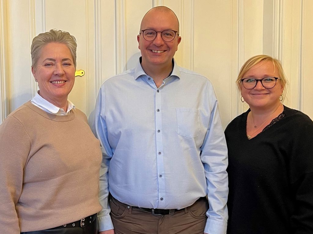 Annette Juul, Jacob Møllgaard, Lisa Munkholm - 2