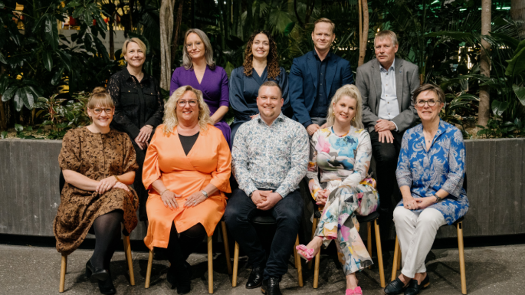 Den nyvalgte bestyrelse inkl. suppleant: Øverst fra venstre: Suppleant Marianne Bjørn Winther, Katja Larsen, Louise Have Lund, formand Kasper Skovgaard Pedersen og Ole Lund Jensen. Nederst fra venstre: Louise Naur, næstformand Mette Balck Mejlby, Jeppe Lermark Pieszak, Natascha Bødker Feodor Nielsen og Mona Svan