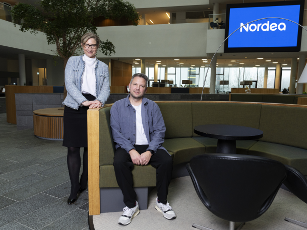 Sanne Fredenslund, bankdirektør med ansvar for Private Banking i Nordea, og tillidsrepræsentant Lasse Bentholm-Pedersen