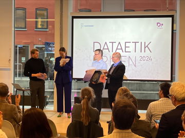 pris overrækkes