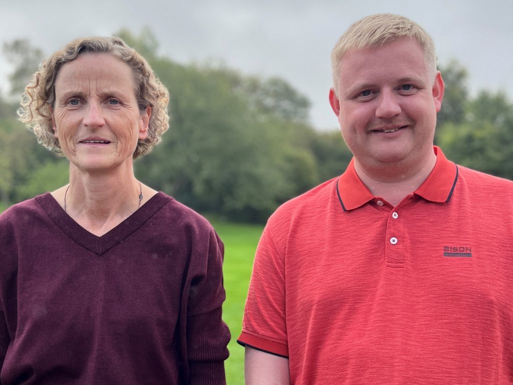 Helle Borup Christiansen og Alexander Schiermer Nielsen stå ved siden af hinanden